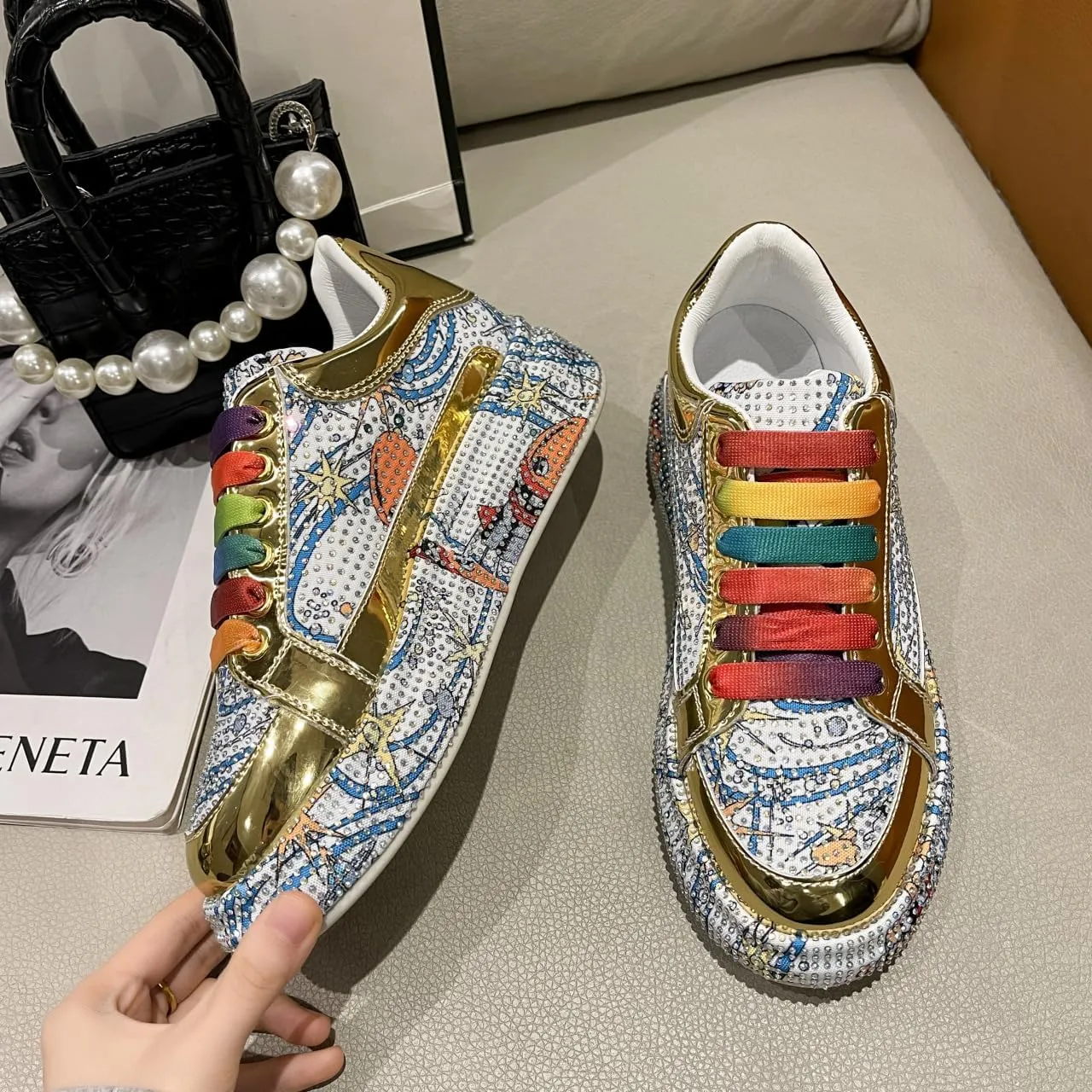 Cute Glitter Shoes with Rhinestone Charms Chunky Platform Breathable Low-Top Sneakers for Women Girls Y2K Kawaii Pretty Pastel Bling Bling Casual Shoes for Streetwear, Travel, Sports, Back to School