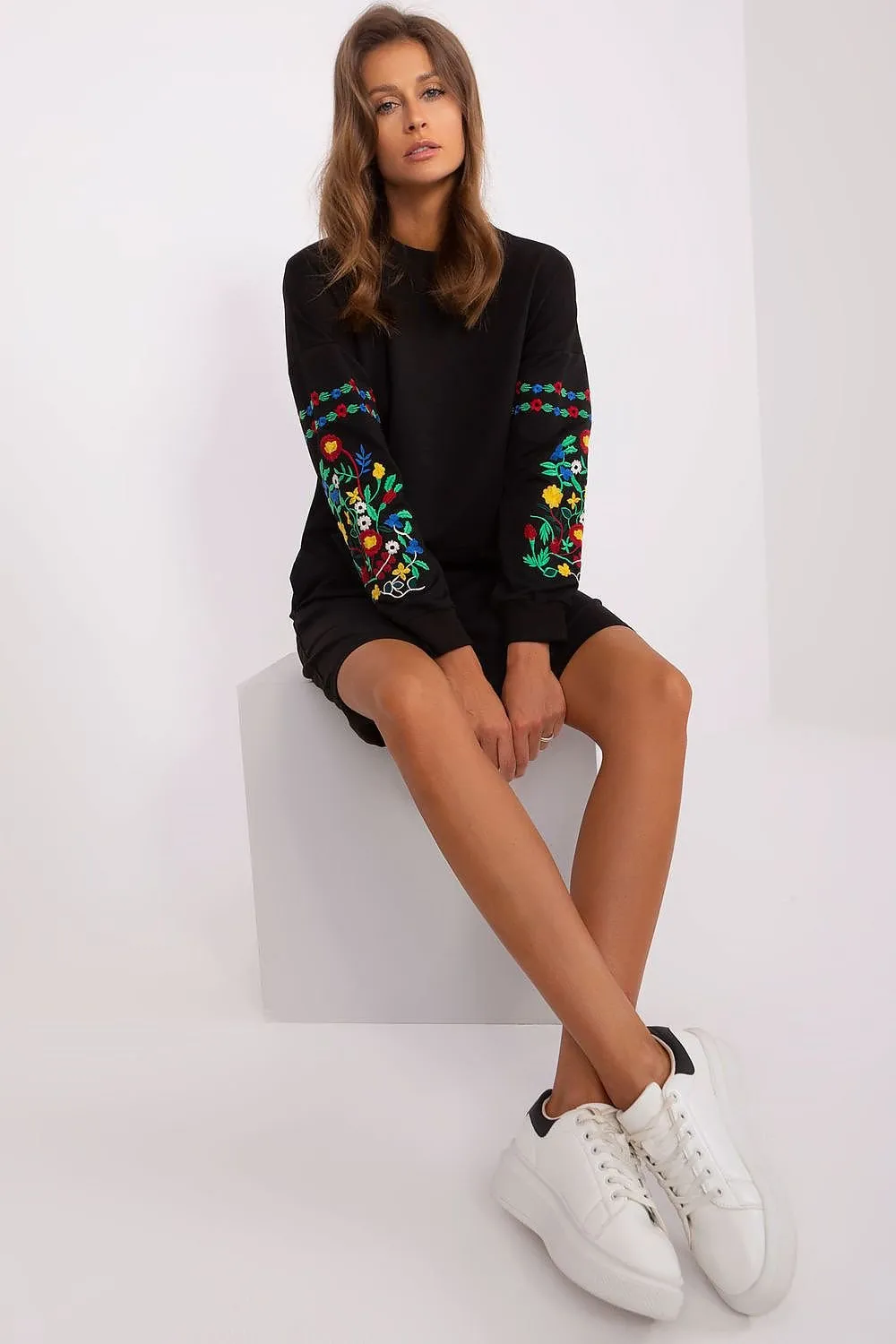 Embroidery Sweat Black Daydress