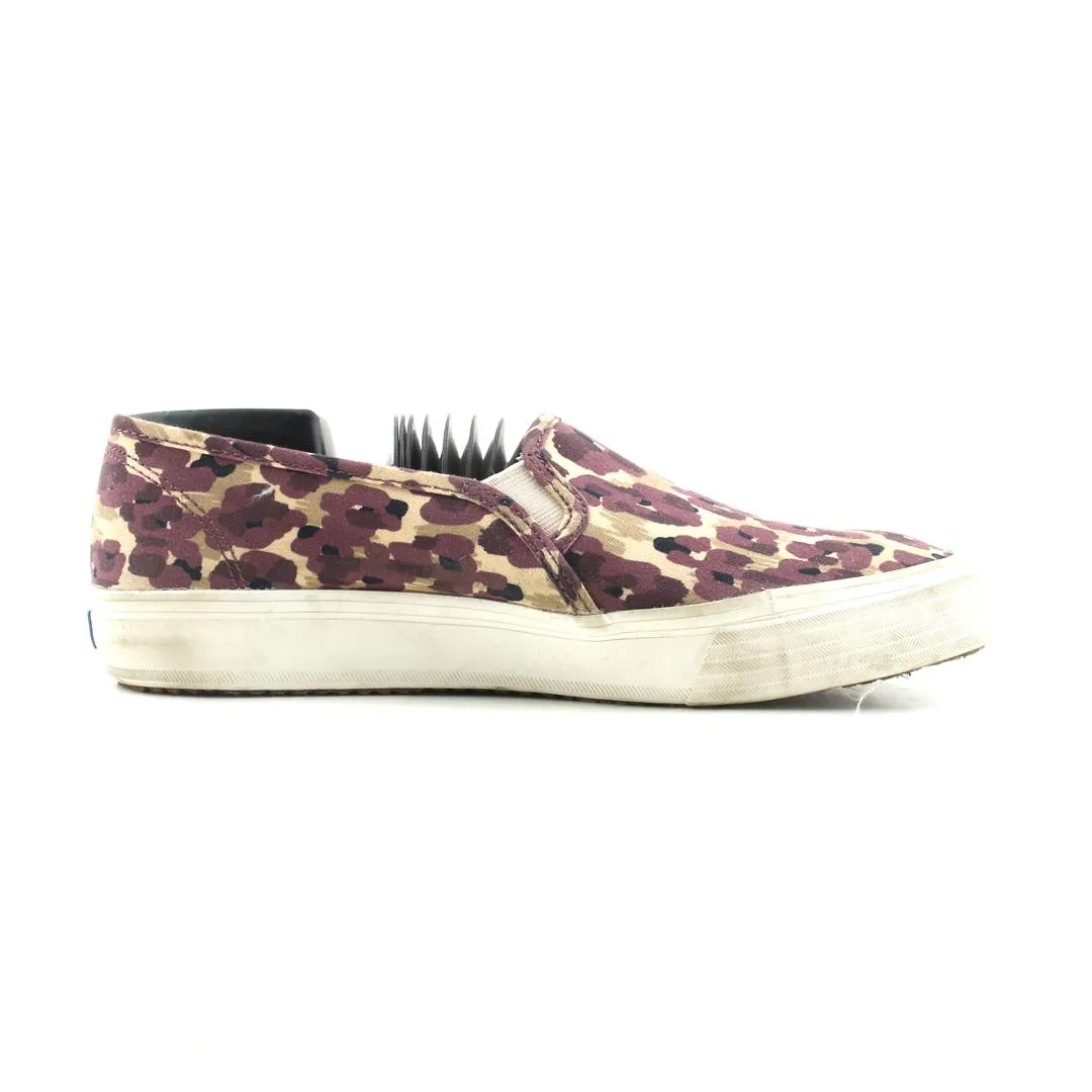 KEDS ELIZABETH AND JAMES