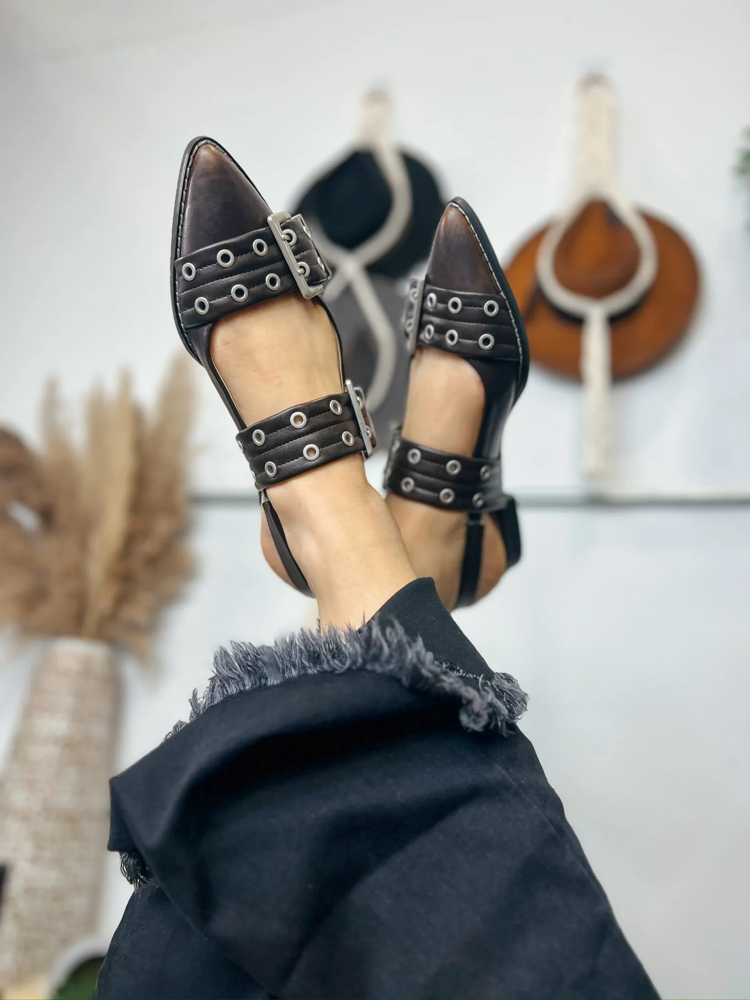 SLINGBACK FLATS-BROWN